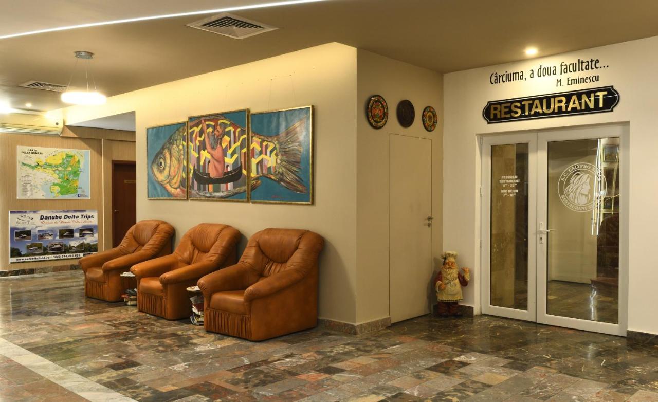 Hotel Select Tulcsa Kültér fotó