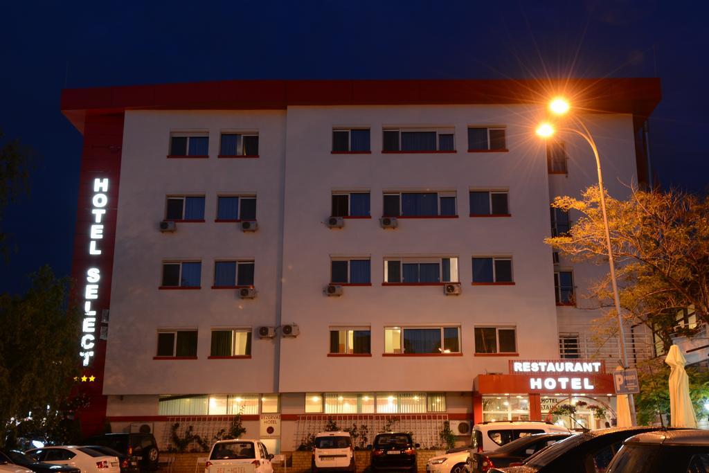 Hotel Select Tulcsa Kültér fotó