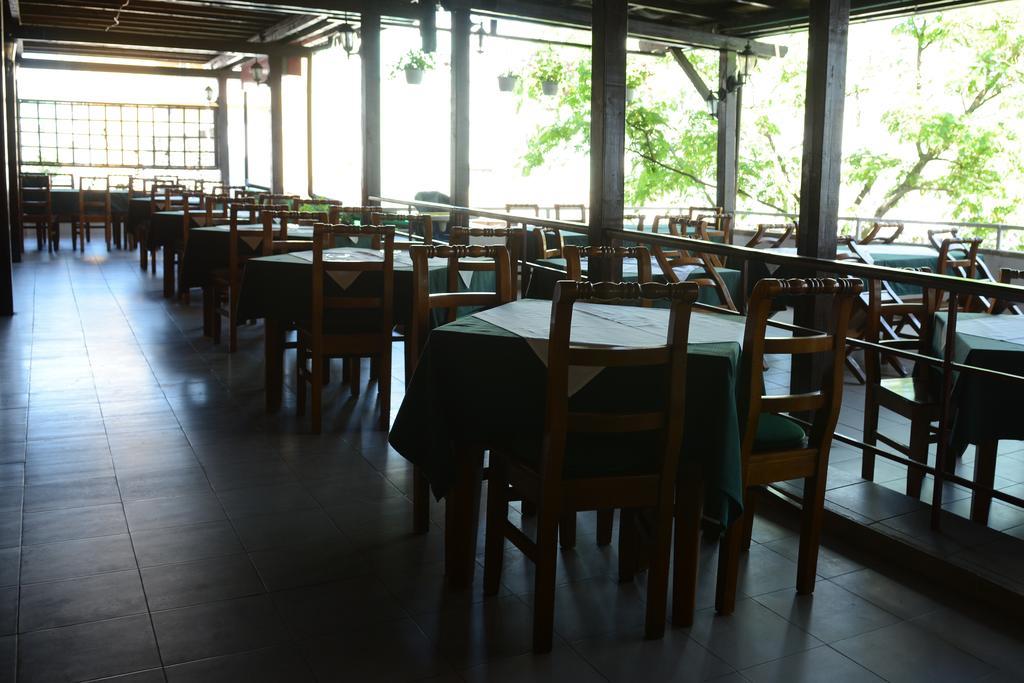 Hotel Select Tulcsa Kültér fotó