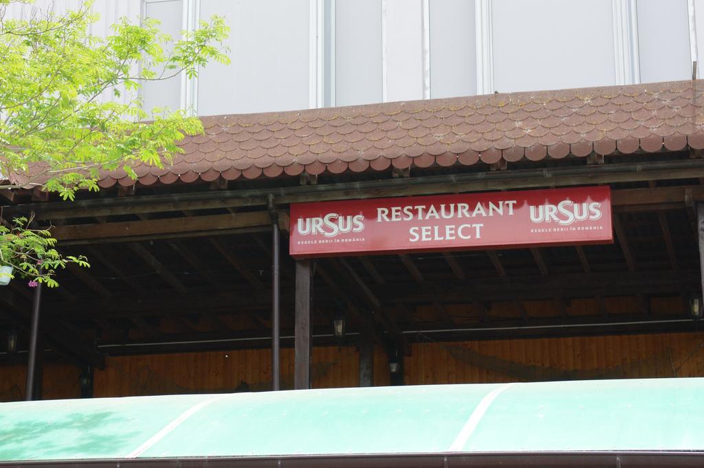 Hotel Select Tulcsa Kültér fotó
